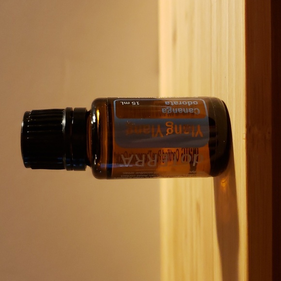 Ylang Ylang Essential Oil by do TERRA - Full 15mL Bottle - Picture 2 of 6